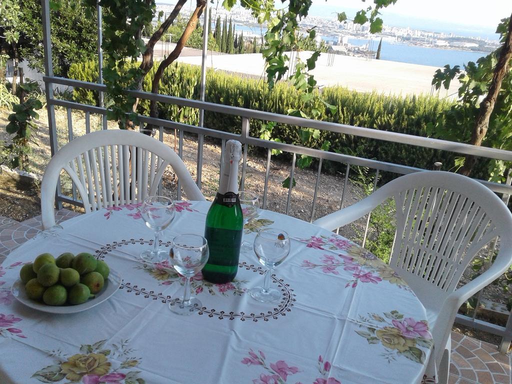 فيلا Tor Holiday House Kaštela المظهر الخارجي الصورة