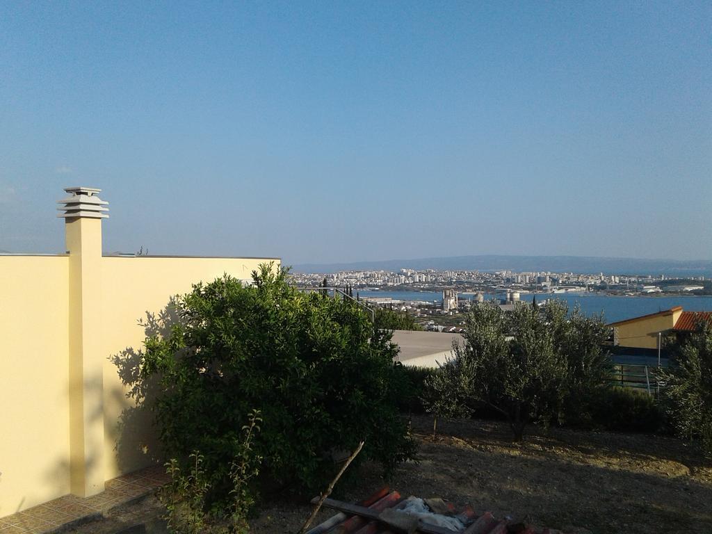 فيلا Tor Holiday House Kaštela المظهر الخارجي الصورة